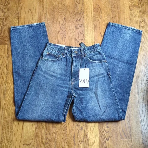NWT Zara The Boy Boy Fit In Medium Blue Jeans Relaxed Fit Straight Leg Mid Waist